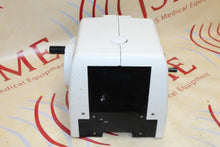 Load image into Gallery viewer, Leica RM 2135 Rotary Microtome
