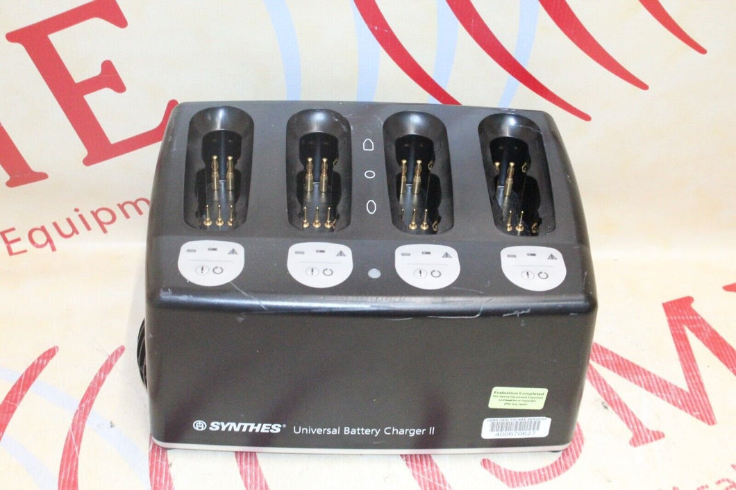 DePuy Synthes 05.001.204 Universal Battery Charger II