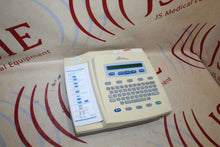 Cargar imagen en el visor de la galería, Burdick Atria 3100 ECG Machine
