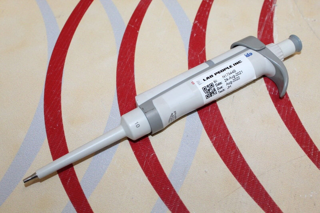 Eppendorf Research Plus Pipette,  0.1 - 2.5 uL