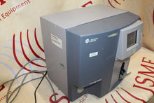 Cargar imagen en el visor de la galería, Beckman Coulter Act Diff 2 Hematology Analyzer
